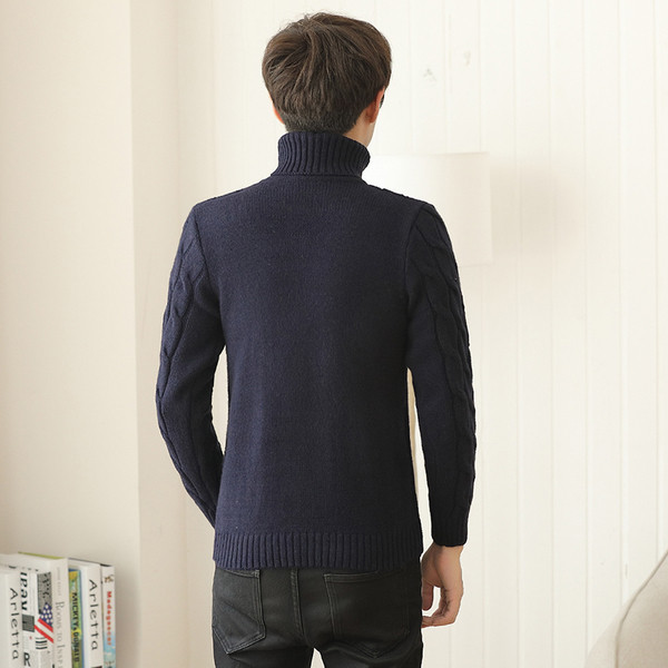 Férfi vastag pulóver - sima modell