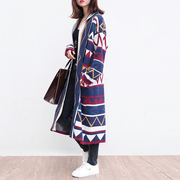 Vestă subțire de damă în stil etno