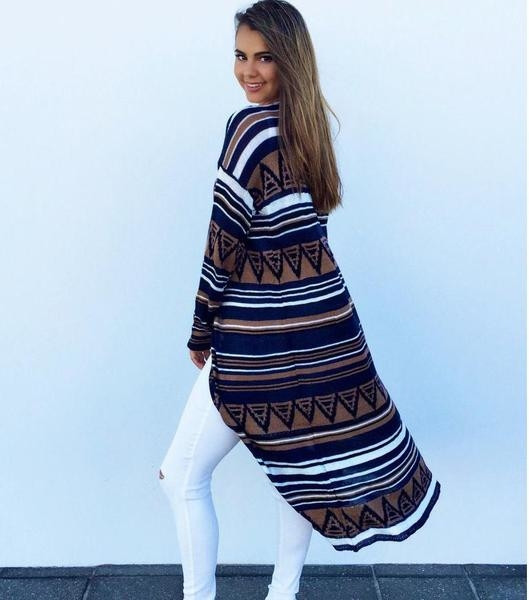 Дамска тънка жилетка с етно мотиви