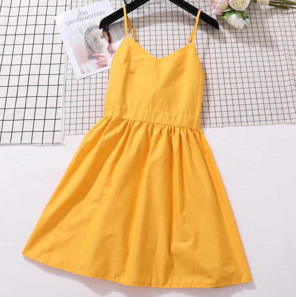  Γυναικείο φόρεμα σε δύο χρώματα με κορδέλα στην πλάτη 