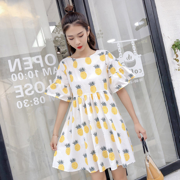 Rochie de dama proaspata cu aplicatie colorata - maneca ananas si lotus