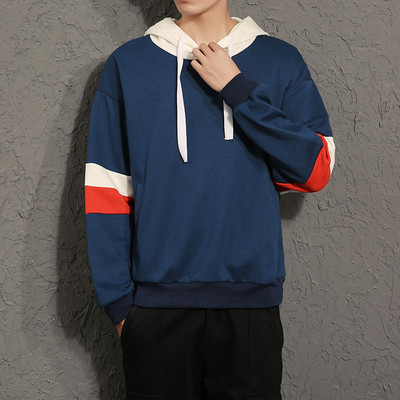 Hanorac sport pentru bărbați cu glugă în culorile alb, albastru și roșu