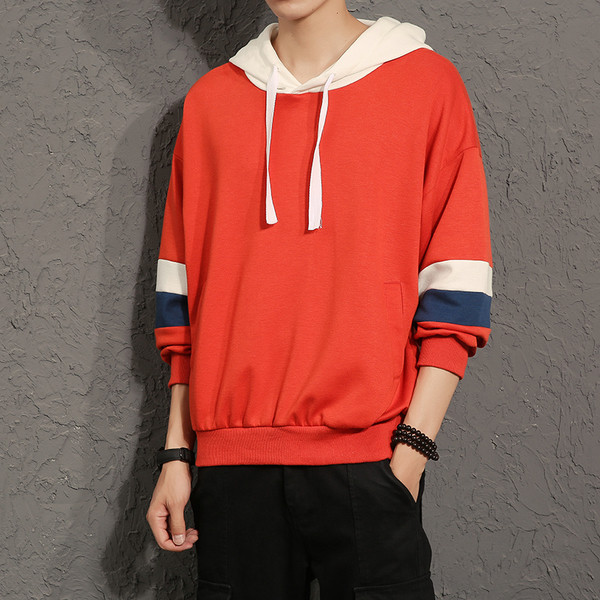 Hanorac sport pentru bărbați cu glugă în culorile alb, albastru și roșu