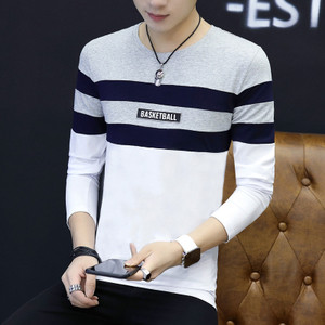 Pulover bărbătesc cu decolteu în V în mai multe modele