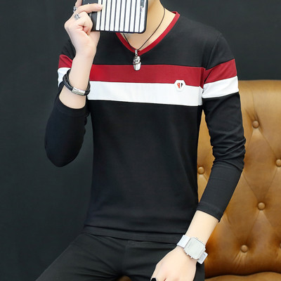 Pulover bărbătesc cu decolteu în V în mai multe modele