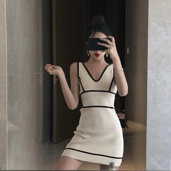 Γυναικείο φόρεμα σε μαύρο και μπεζ χρώμα