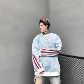 Hanorac barbatesc cu margine in culoare deschisa - model larg