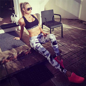 Jambiere sport de camuflaj de damă, de culoare gri