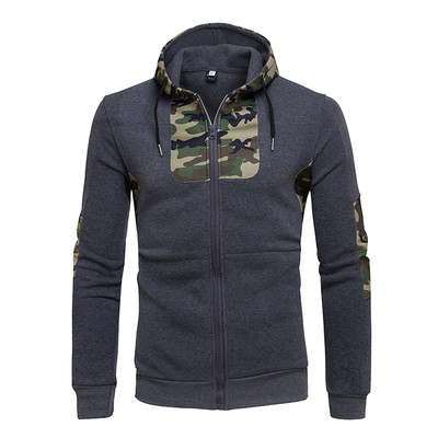 Hanorac pentru bărbați cu motive de camuflaj și glugă în trei culori