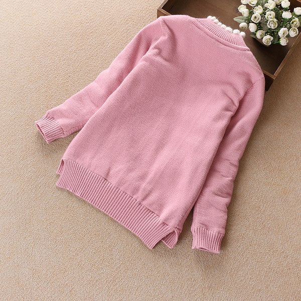 Детски плътен пуловер с висока яка и бродерия в няколко цвята