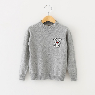 Детски пуловер с бродерия в няколко цвята подходящ за момче и момиче