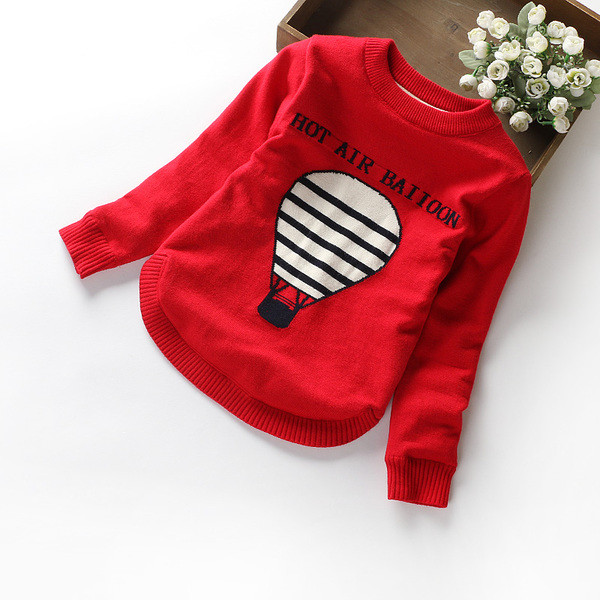 Детски пуловер с О-образно деколте и бродерия в няколко цвята