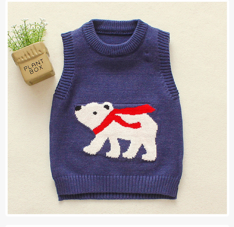 Детски пуловер за момче без ръкави с бродерия в три цвята
