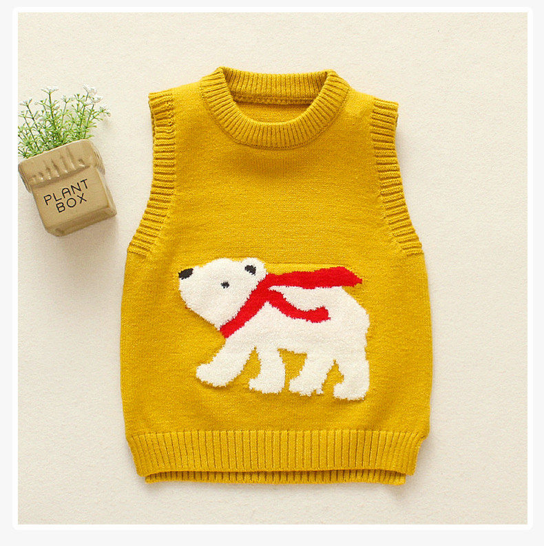 Детски пуловер за момче без ръкави с бродерия в три цвята