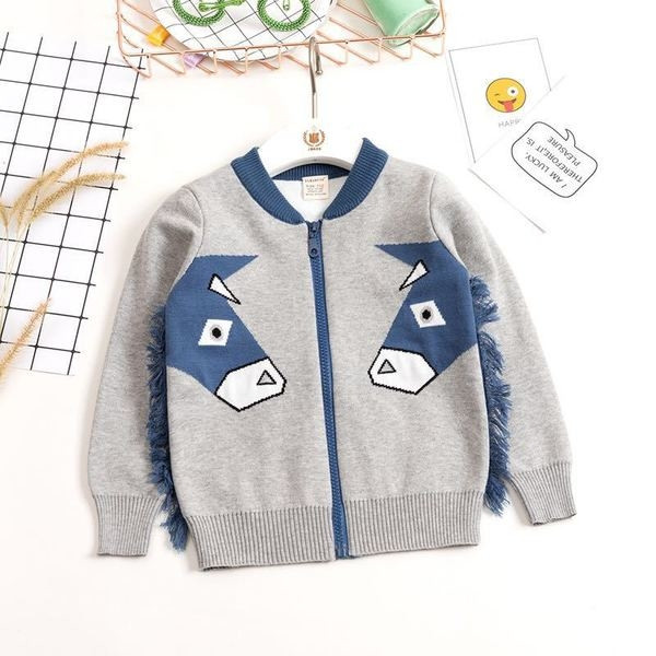 Модерна детска жилетка за момче с бродерия и ресни в три цвята