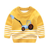 Ежедневен детски пуловер за момче с бродерия в три цвята