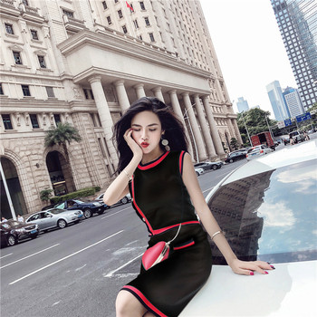 Модерна  рокля в черен и бял цвят