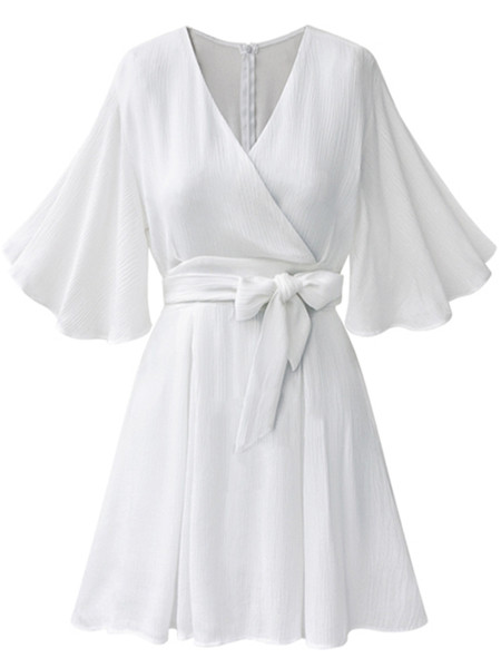 Стилна дамска рокля с V-образно деколте и лотос ръкав в два цвята 