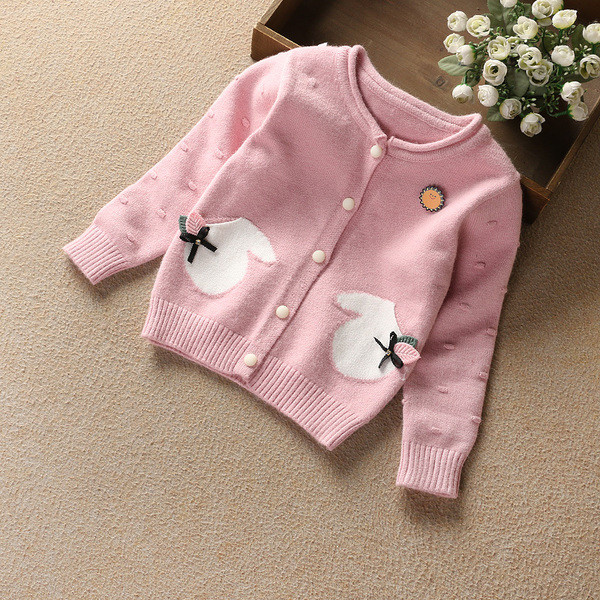 Детска жилетка с апликация и копчета в няколко модела