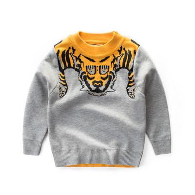 Модерен детски пуловер за момче с О-образна яка в два цвята
