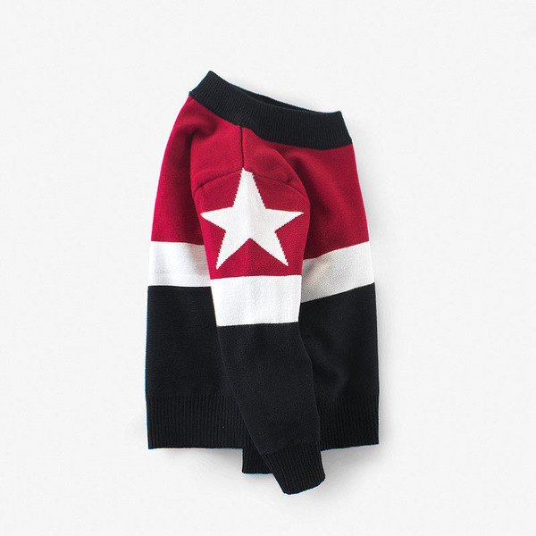 Детски пуловер за момче в син и червен цвят