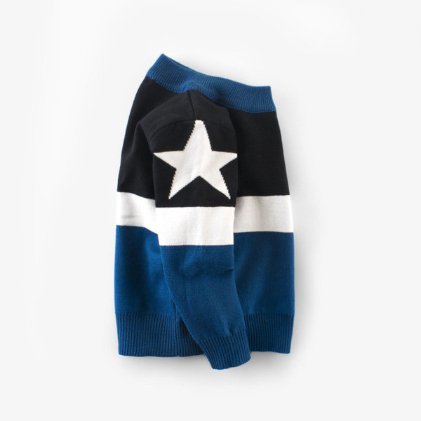 Детски пуловер за момче в син и червен цвят