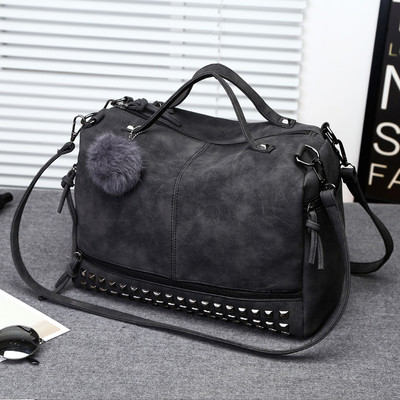 Дамска голяма чанта от еко велур с пух в 3 цвята