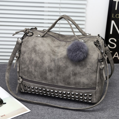 Дамска голяма чанта от еко велур с пух в 3 цвята