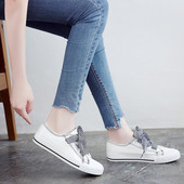 Дамски модерни кецове в три цвята