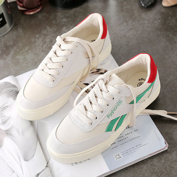 Дамски маратонки в различни цветове