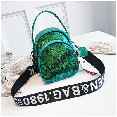 Малка дамска раница с пайети и надписи - няколко цвята