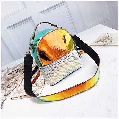 Дамска раница с лъскаво покритие в два цвята