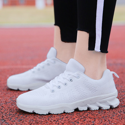 Дамски обувки за бягане в няколко цвята