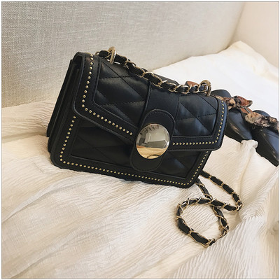 Елегантна дамска чанта с верижка в различни цветове