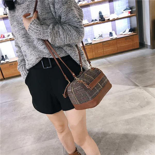 Ретро дамска чанта с дълги дръжки и цип - 2 цвята