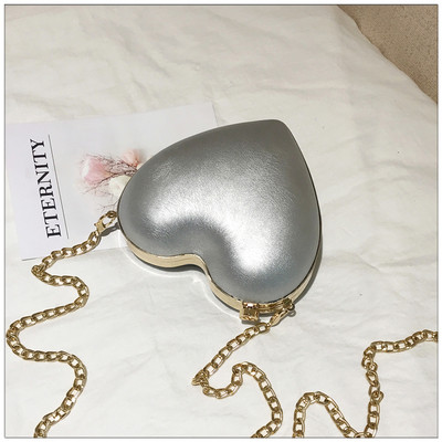 Дамска чанта във формата на сърце - различни цветове