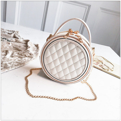 Дамска чанта в кръгла форма и верижка - няколко цвята