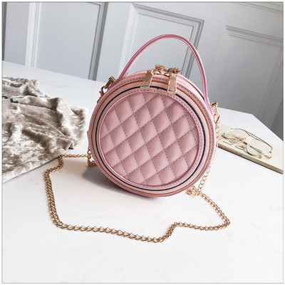 Дамска чанта в кръгла форма и верижка - няколко цвята