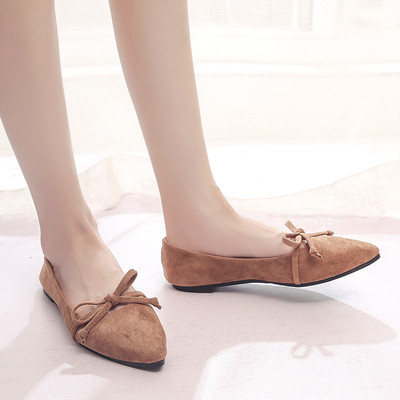 Дамски велурени обувки с панделка 