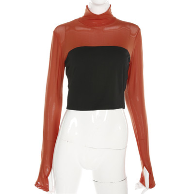 Стилен дамски топ с дълъг ръкав