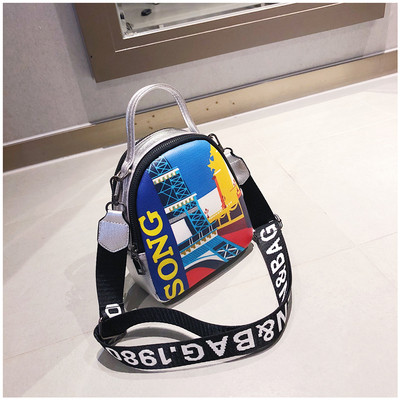 Дамска малка цветна раница с дълга дръжка