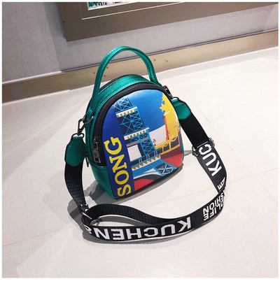 Дамска малка цветна раница с дълга дръжка