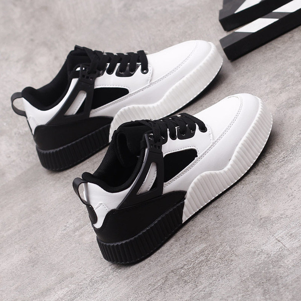 Μοντέρνα γυναικεία αθλητικά  παπούτσια