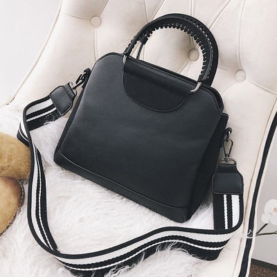 Дамска елегантна чанта с дълги дръжки от еко кожа