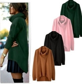 Модерен дамски пуловер с висока яка в два цвята