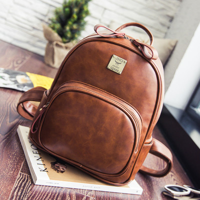 Модерна дамска кожена раница в няколко цвята