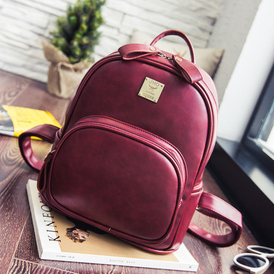 Модерна дамска кожена раница в няколко цвята