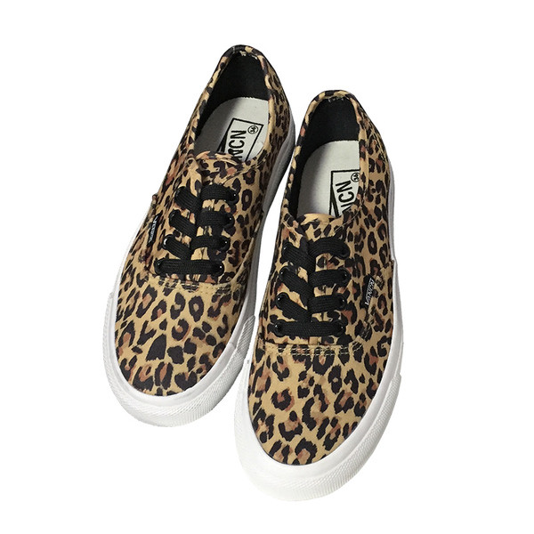 Дамски маратонки в леопардов принт