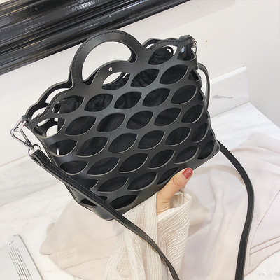 Модерна дамска чанта от еко кожа в 4 цвята