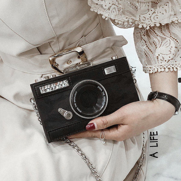 Дамска чанта във формата на фотоапарат - няколко цвята